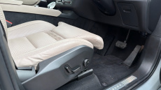 Volvo XC90 2.0 T8 PHEV Ultra Dark 5dr AWD Geartronic Estate